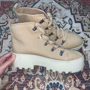 H&M platform shoes